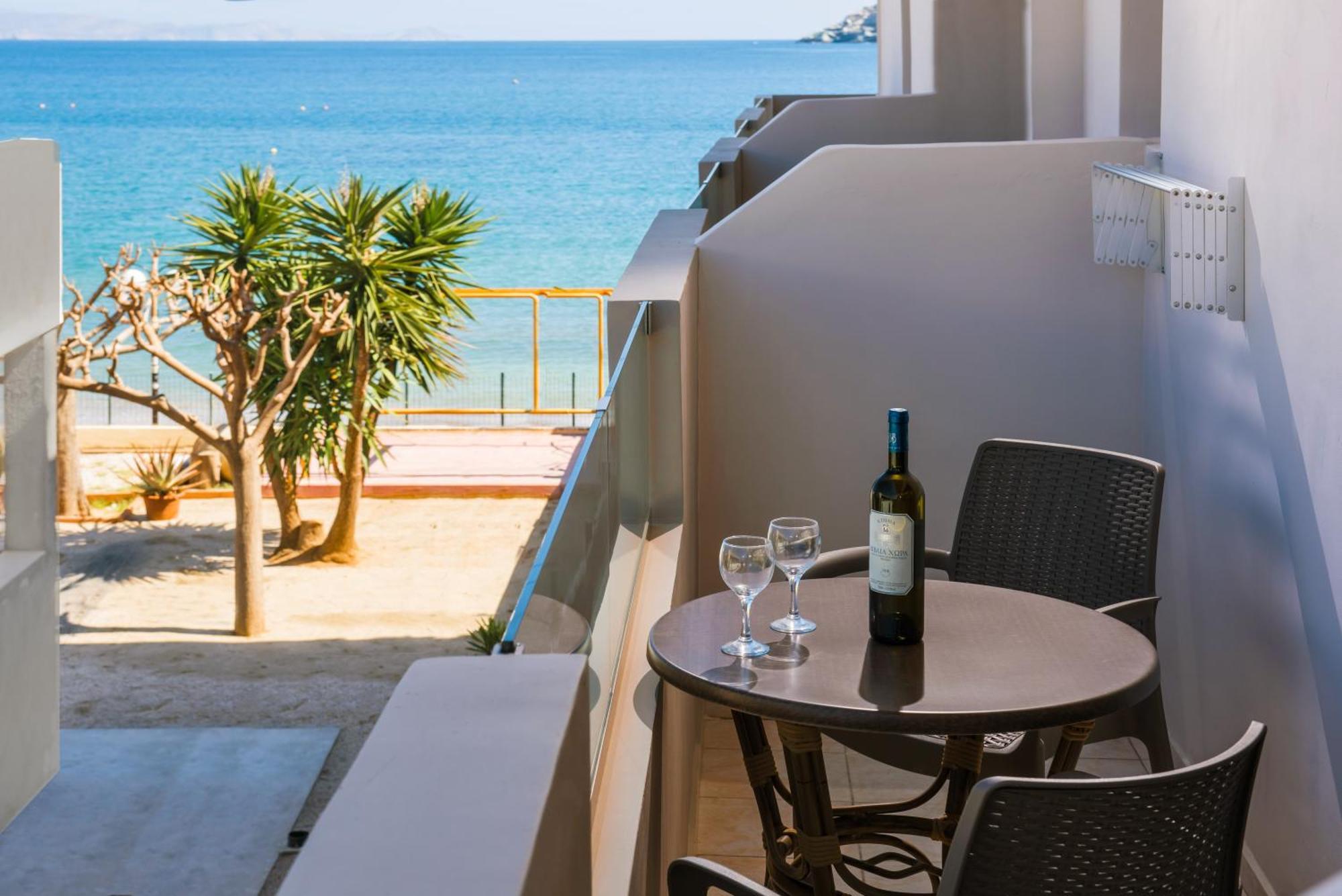 Thania Seaside Smotel - Adults Only Agia Pelagia Kythira المظهر الخارجي الصورة